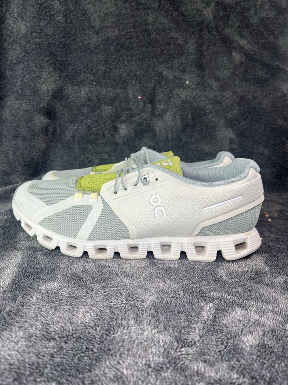 On Running Cloud 5 Mens Size 11 Running Shoes Grey White Lime Green 59.98002
